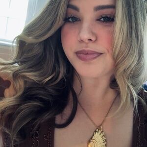 Meet your Posher, Meghan